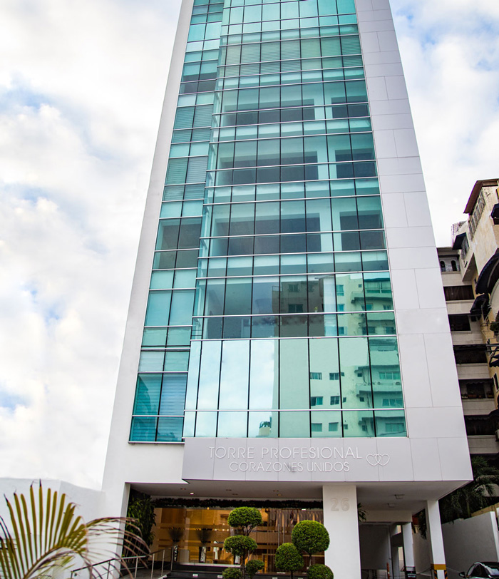 Torre Profesional Corazones Unidos